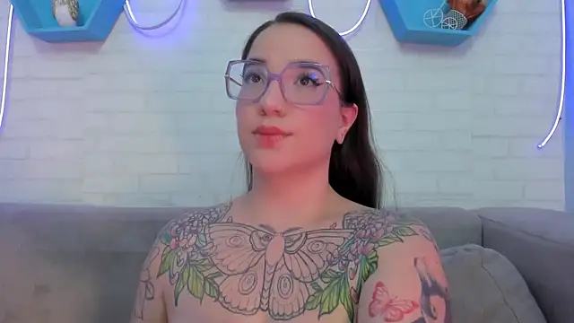 Snapshot of DEVA_BLUE_ chatting on January 20, 2025, 7:47 am DEVA BLUE online show from January 20, 2025, 7:47 am