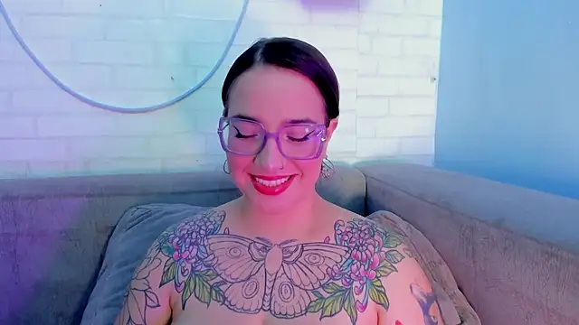 Snapshot of DEVA_BLUE_ chatting on March 5, 2025, 3:29 am DEVA BLUE online show from March 5, 2025, 3:29 am