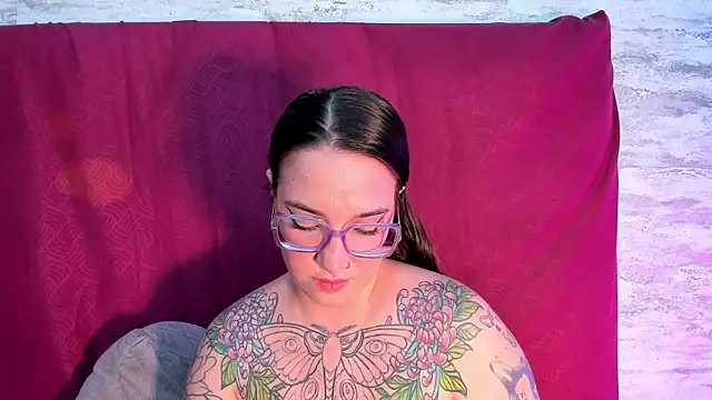 Snapshot of DEVA_BLUE_ chatting on March 15, 2025, 2:24 am DEVA BLUE online show from March 15, 2025, 2:24 am