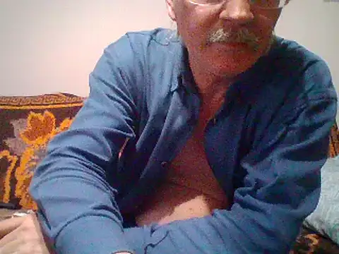 cumloverboyxx69 online show from February 6, 2025, 9:38 pm