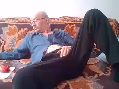 cumloverboyxx69 online show from February 23, 2025, 11:44 am