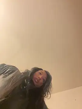 Iceblanca online show from March 2, 2025, 1:04 am