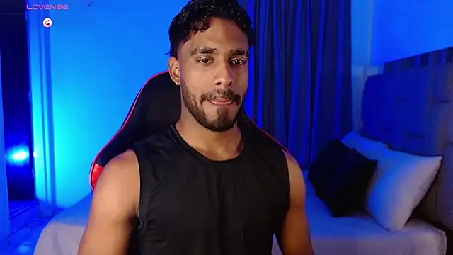 Snapshot of Christian_thor chatting on November 6, 2025, 3:40 am Christian thor online show from November 6, 2025, 3:40 am