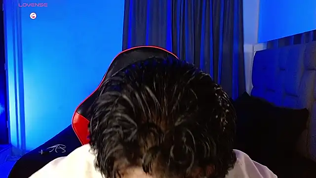 Snapshot of Christian_thor chatting on December 4, 2025, 3:27 am Christian thor online show from December 4, 2025, 3:27 am