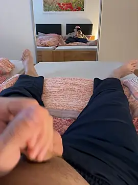 Snapshot of vanjbi45 chatting on November 2, 2025, 3:03 pm vanjbi45 online show from November 2, 2025, 3:03 pm