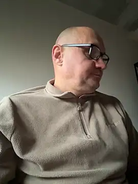 Snapshot of vanjbi45 chatting on November 12, 2025, 6:58 am vanjbi45 online show from November 12, 2025, 6:58 am