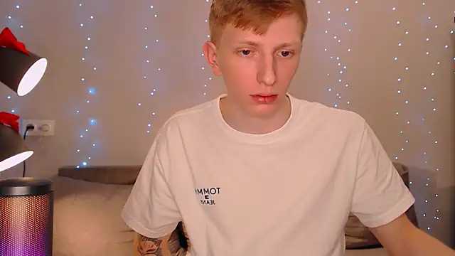 juliaanddima online show from January 16, 2025, 12:02 am