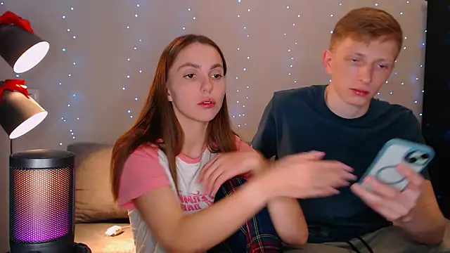 juliaanddima online show from February 15, 2025, 11:47 pm