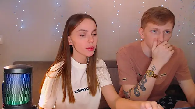 juliaanddima online show from March 13, 2025, 12:05 am