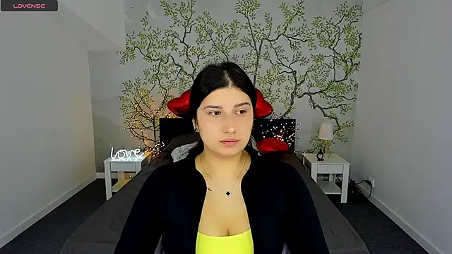 Linda EX online show from March 13, 2025, 7:31 am