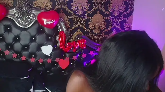 NaiaGils online show from February 14, 2025, 4:20 pm