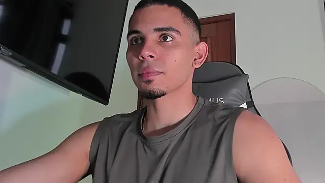 joss 111 online show from November 4, 2025, 12:04 pm