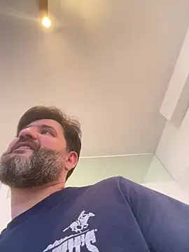 Snapshot of Maxi_TheBigDaddy chatting on January 1, 2025, 3:56 am Maxi TheBigDaddy online show from January 1, 2025, 3:56 am