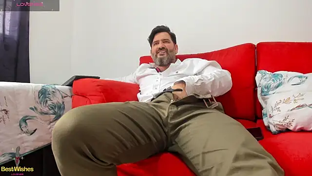 Snapshot of Maxi_TheBigDaddy chatting on January 31, 2025, 4:27 pm Maxi TheBigDaddy online show from January 31, 2025, 4:27 pm