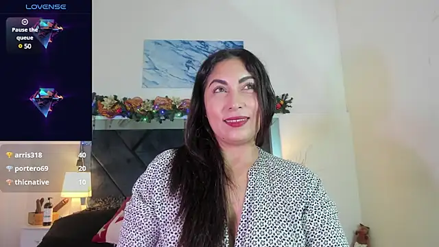 Lauralove 69 online show from December 26, 2024, 10:41 pm