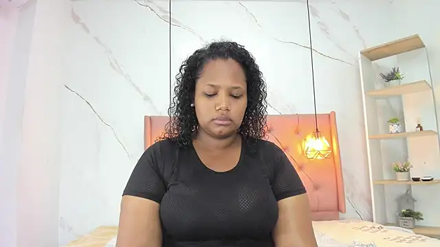 Snapshot of Belle_Brunette chatting on October 24, 2025, 9:00 pm Belle Brunette online show from October 24, 2025, 9:00 pm