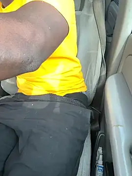 Snapshot of BBC_LONGPIPE22 chatting on September 9, 2025, 9:03 pm BBC LONGPIPE22 online show from September 9, 2025, 9:03 pm