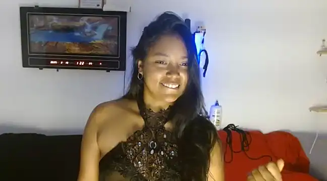 Chiara petterson online show from February 19, 2025, 6:22 am