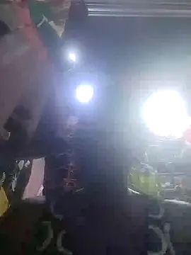 Hailey BaileyXYZ online show from February 5, 2025, 2:16 pm