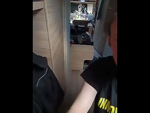 Ebinator666 online show from December 1, 2025, 11:37 am