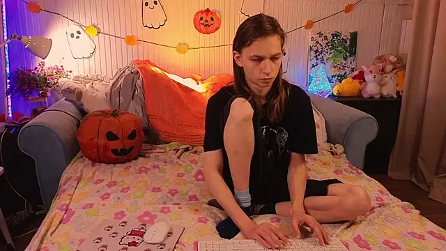 Frank Fraer online show from November 2, 2025, 7:38 pm