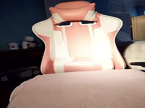 Thepanthera online show from October 7, 2025, 11:18 am