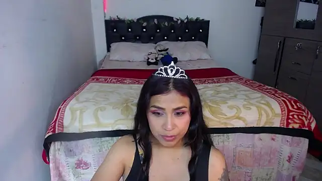 pinky violeta online show from October 17, 2025, 12:52 pm