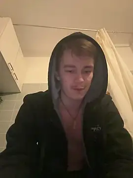 Toyjungee online show from January 14, 2025, 9:20 pm