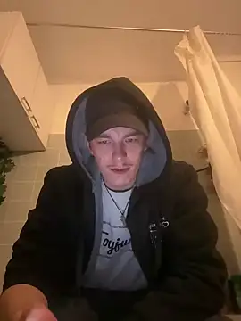 Toyjungee online show from January 16, 2025, 8:25 pm