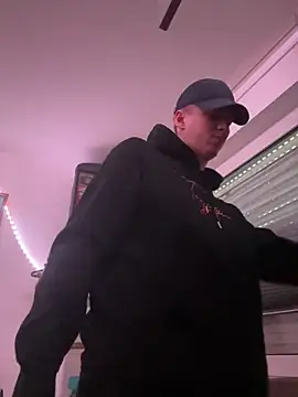 Toyjungee online show from February 22, 2025, 7:56 am