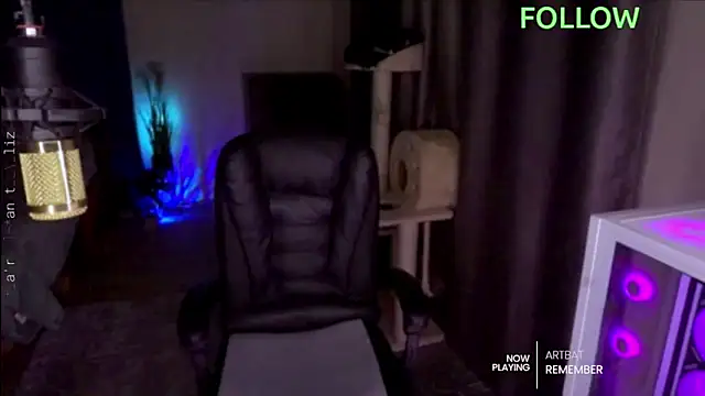 ml milana online show from February 28, 2025, 5:04 pm