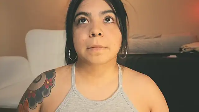 kimmiakiss22 online show from March 22, 2025, 3:20 am