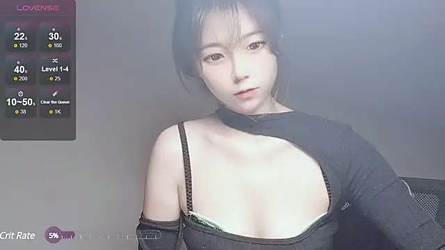 Snapshot of VaerySaenz chatting on December 6, 2024, 11:00 am VaerySaenz online show from December 6, 2024, 11:00 am