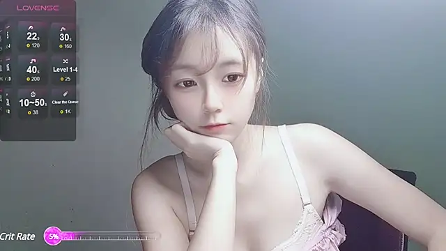 Snapshot of VaerySaenz chatting on December 13, 2024, 7:47 am VaerySaenz online show from December 13, 2024, 7:47 am