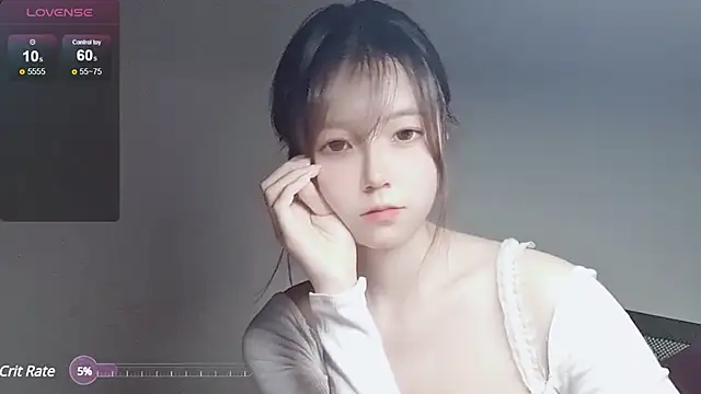 Snapshot of VaerySaenz chatting on December 25, 2024, 1:41 pm VaerySaenz online show from December 25, 2024, 1:41 pm