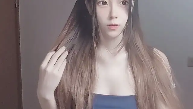 Snapshot of VaerySaenz chatting on September 30, 2025, 5:12 am VaerySaenz online show from September 30, 2025, 5:12 am