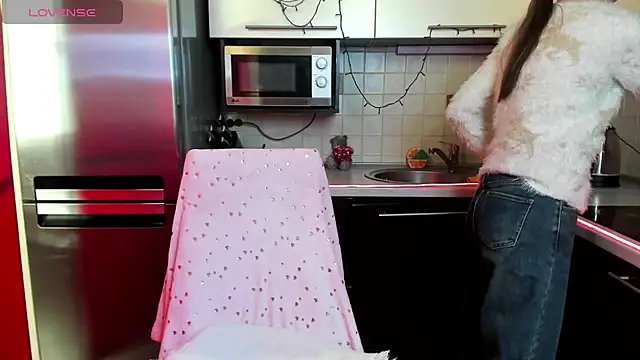 TayanaJons online show from February 20, 2025, 8:06 am