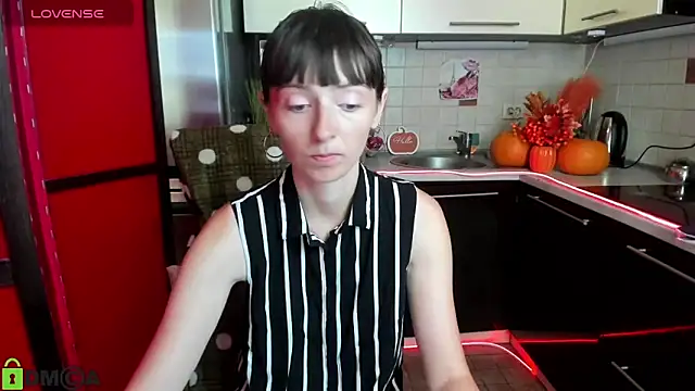 TayanaJons online show from September 23, 2025, 6:49 am