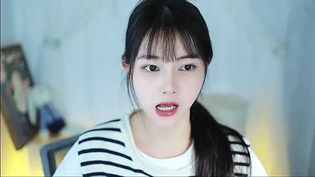 Snapshot of Judy520 chatting on February 28, 2025, 3:26 pm Judy520 online show from February 28, 2025, 3:26 pm