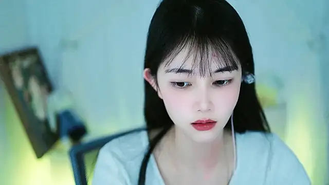 Snapshot of Judy520 chatting on March 4, 2025, 11:19 am Judy520 online show from March 4, 2025, 11:19 am