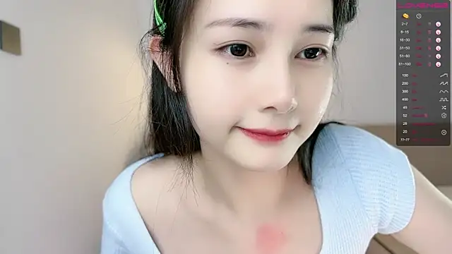 Snapshot of Judy520 chatting on October 2, 2025, 1:07 pm Judy520 online show from October 2, 2025, 1:07 pm