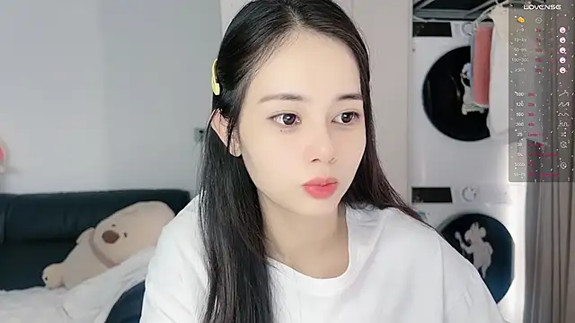 Snapshot of Judy520 chatting on December 14, 2025, 2:06 am Judy520 online show from December 14, 2025, 2:06 am