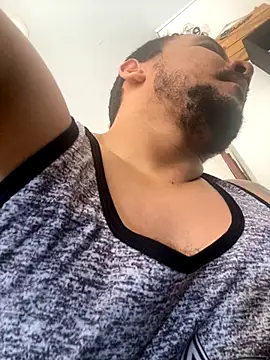 Snapshot of christian_colombian1 chatting on December 7, 2024, 6:04 pm christian colombian1 online show from December 7, 2024, 6:04 pm