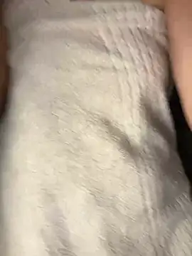 crystal bunny7 online show from December 28, 2024, 8:16 am