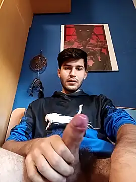 Snapshot of Esti02 chatting on October 11, 2025, 12:26 pm Esti02 online show from October 11, 2025, 12:26 pm