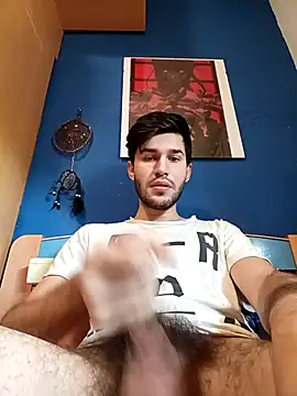 Snapshot of Esti02 chatting on October 15, 2025, 11:43 am Esti02 online show from October 15, 2025, 11:43 am