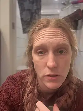 Snapshot of GoldenFlameGoddess chatting on February 23, 2025, 4:50 am GoldenFlameGoddess online show from February 23, 2025, 4:50 am