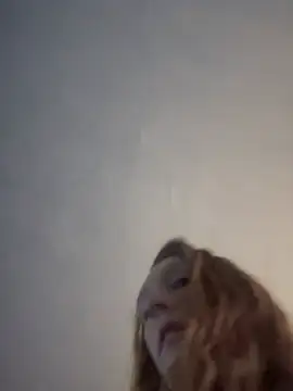 Snapshot of GoldenFlameGoddess chatting on February 24, 2025, 11:52 pm GoldenFlameGoddess online show from February 24, 2025, 11:52 pm