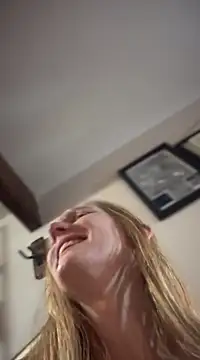 Snapshot of GoldenFlameGoddess chatting on March 2, 2025, 12:01 pm GoldenFlameGoddess online show from March 2, 2025, 12:01 pm