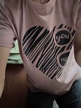 Snapshot of GoldenFlameGoddess chatting on October 7, 2025, 12:30 am GoldenFlameGoddess online show from October 7, 2025, 12:30 am